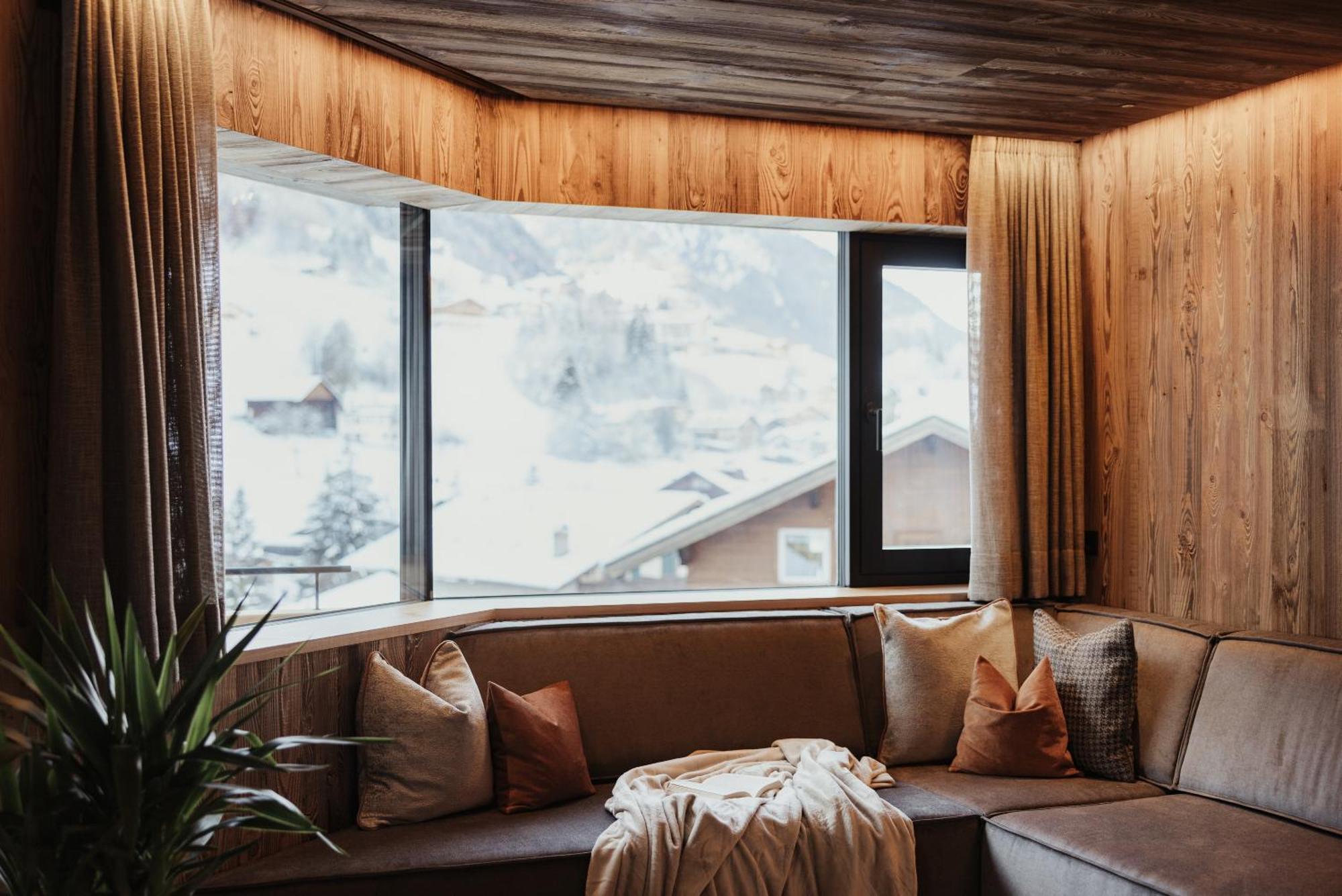 Luxury Chalet Mile Urtijëi Buitenkant foto