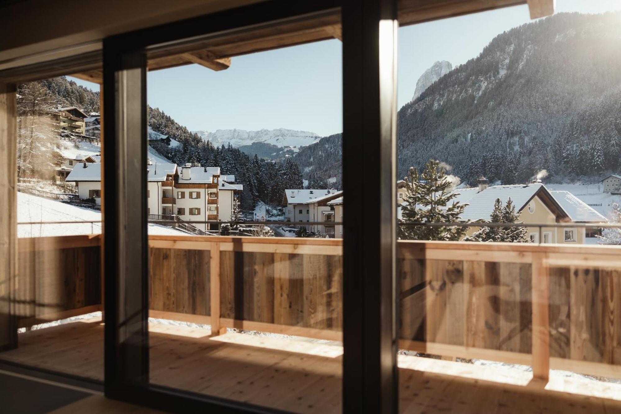 Luxury Chalet Mile Urtijëi Buitenkant foto